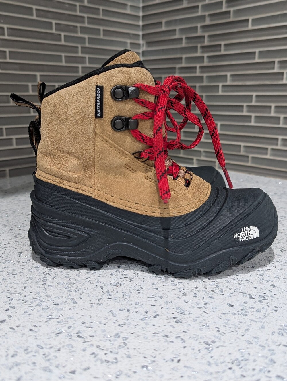 The North Face kids Chilkat V Lace Waterproof Hiking Boots Brown Black Size 12 - Picture 5 of 10